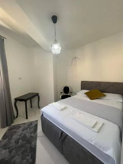 Rent, one bedroom apartment, 69m², Slovenska Plaža, Budva