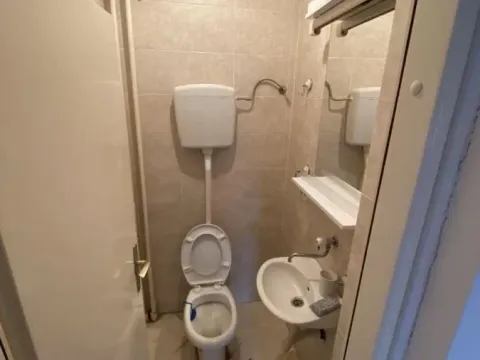 Rent, two bedroom apartment, 73m², Crveni Pevac, Niš - image 9