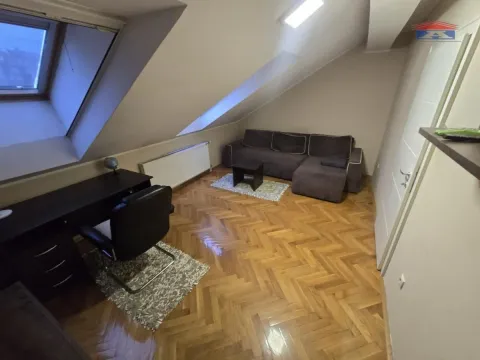Izdavanje, četvorosoban stan, 105m², Rotkvarija, Novi Sad Sve Podlokacije - image 17