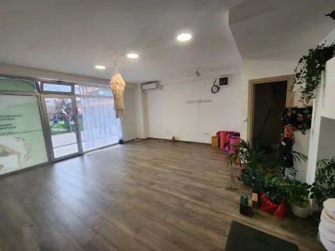 Rent, office space, 39m², Budva, Crna Gora - image 6