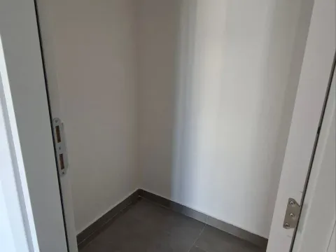 Prodaja, dvosoban stan, 69m², Ulcinj, Crna Gora - image 9