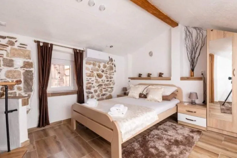Sale, one bedroom apartment, 58m², Stari Grad Kotor, Kotor