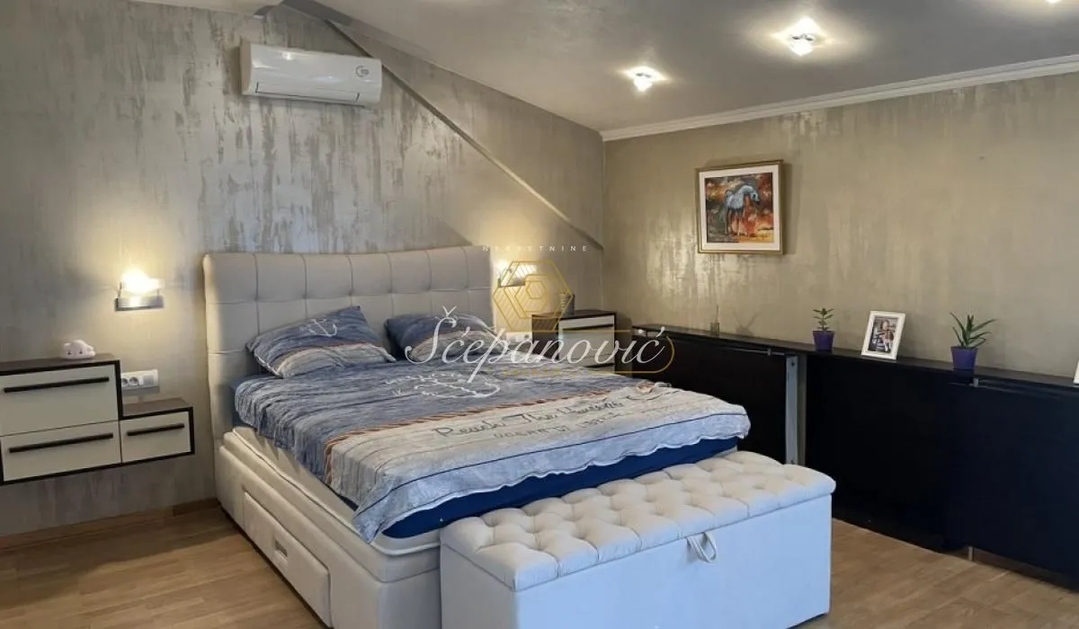 Prodaja, četvorosoban stan, 105m², Bulevar Evrope, Novi Sad Sve Podlokacije