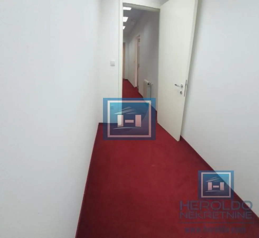 Rent, office space, 171m², Centar, Jagodina