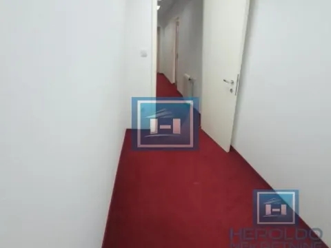 Izdavanje, poslovni prostor, 171m², Centar, Jagodina - image 19