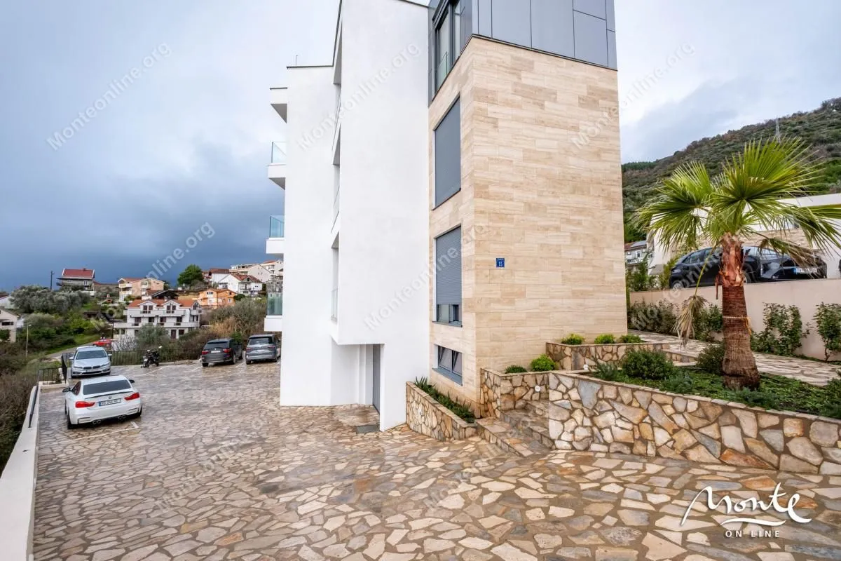 Prodaja, dvosoban stan, 76m², Tivat, Crna Gora