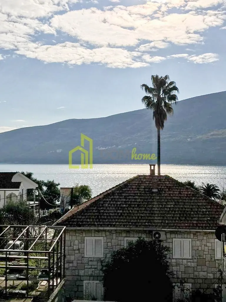 Prodaja, kuća, 290m², Đenovići, Herceg Novi