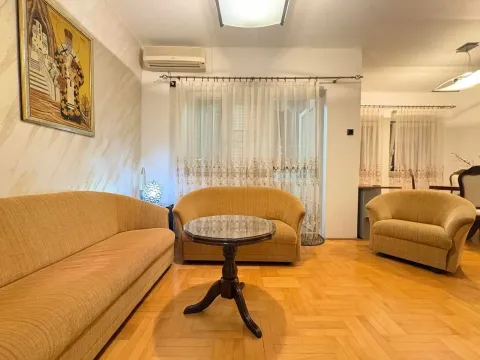 Rent, one bedroom apartment, 44m², Preko Morače, Podgorica - image 2