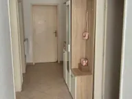 Rent, three bedroom apartment, 100m², Tivat, Crna Gora - image 8