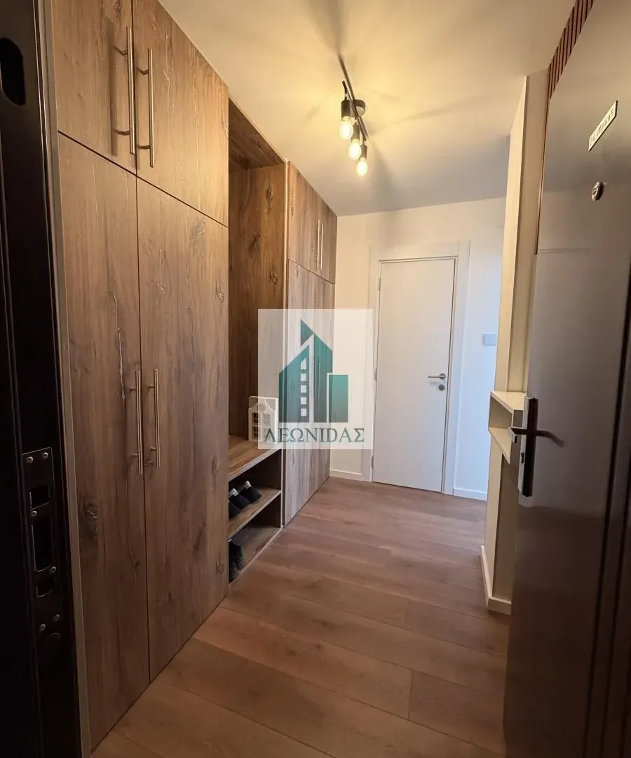 Prodaja, trosoban stan, 79m², Medijana, Niš