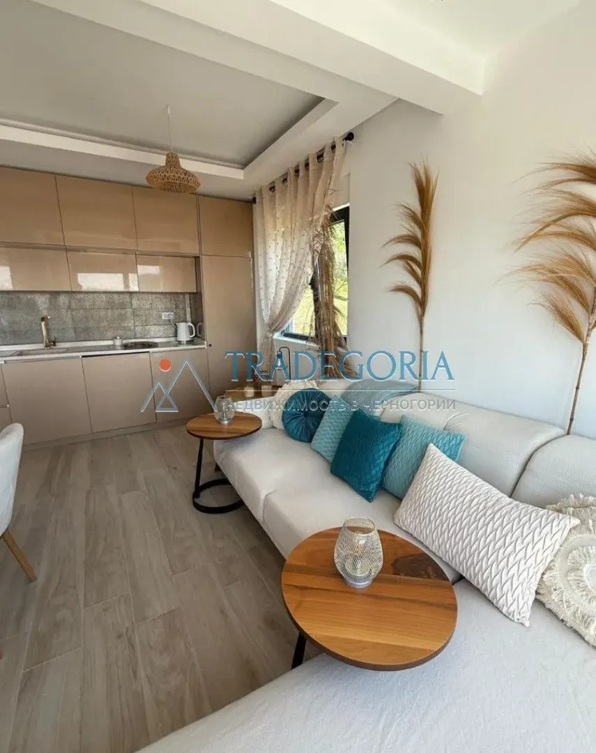 Prodaja, dvosoban stan, 70m², Tivat, Crna Gora