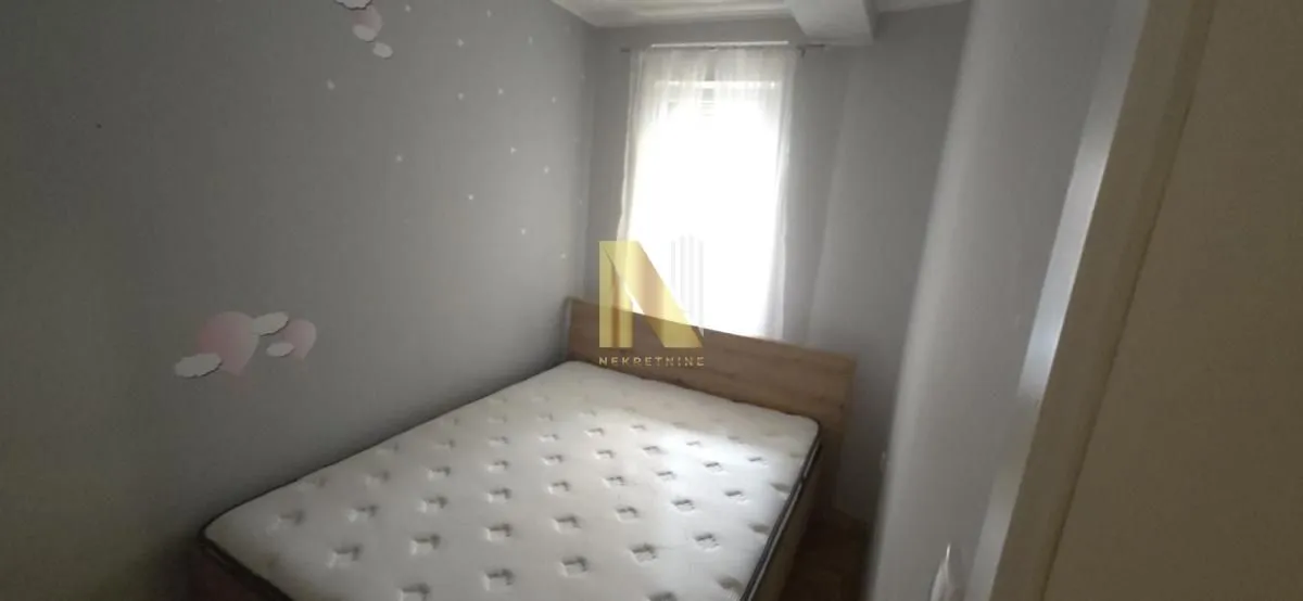 Izdavanje, jednosoban stan, 36m², Centar, Novi Sad