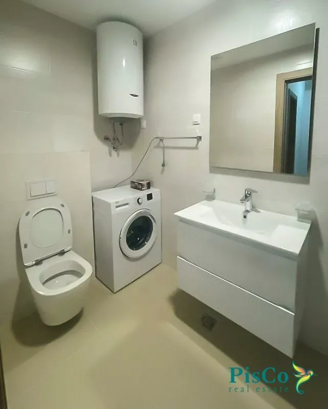 Izdavanje, dvosoban stan, 69m², Master Kvart, Podgorica
