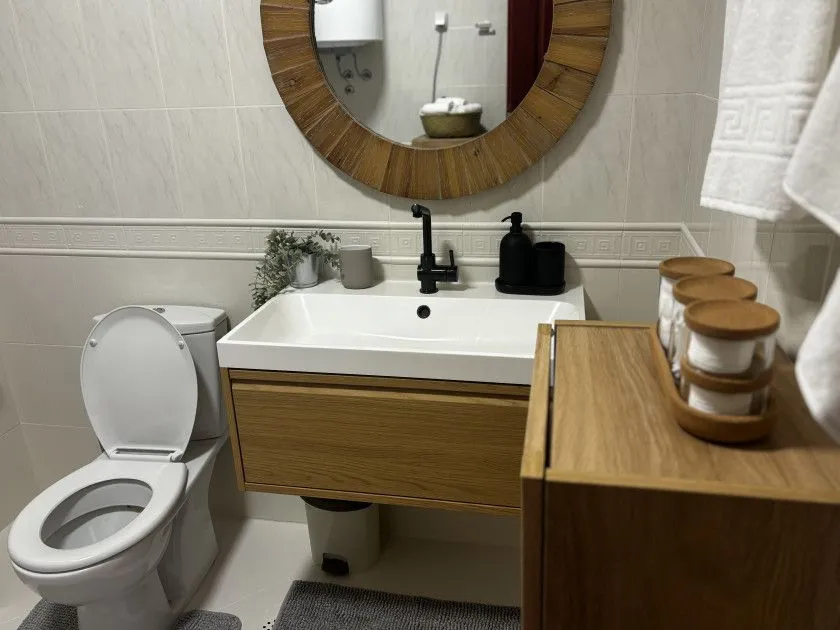 Prodaja, dvosoban stan, 90m², Dobrota, Kotor