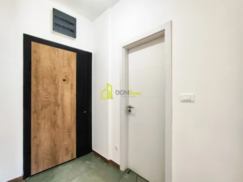 Prodaja, jednosoban stan, 45m², Tološi, Podgorica - image 4
