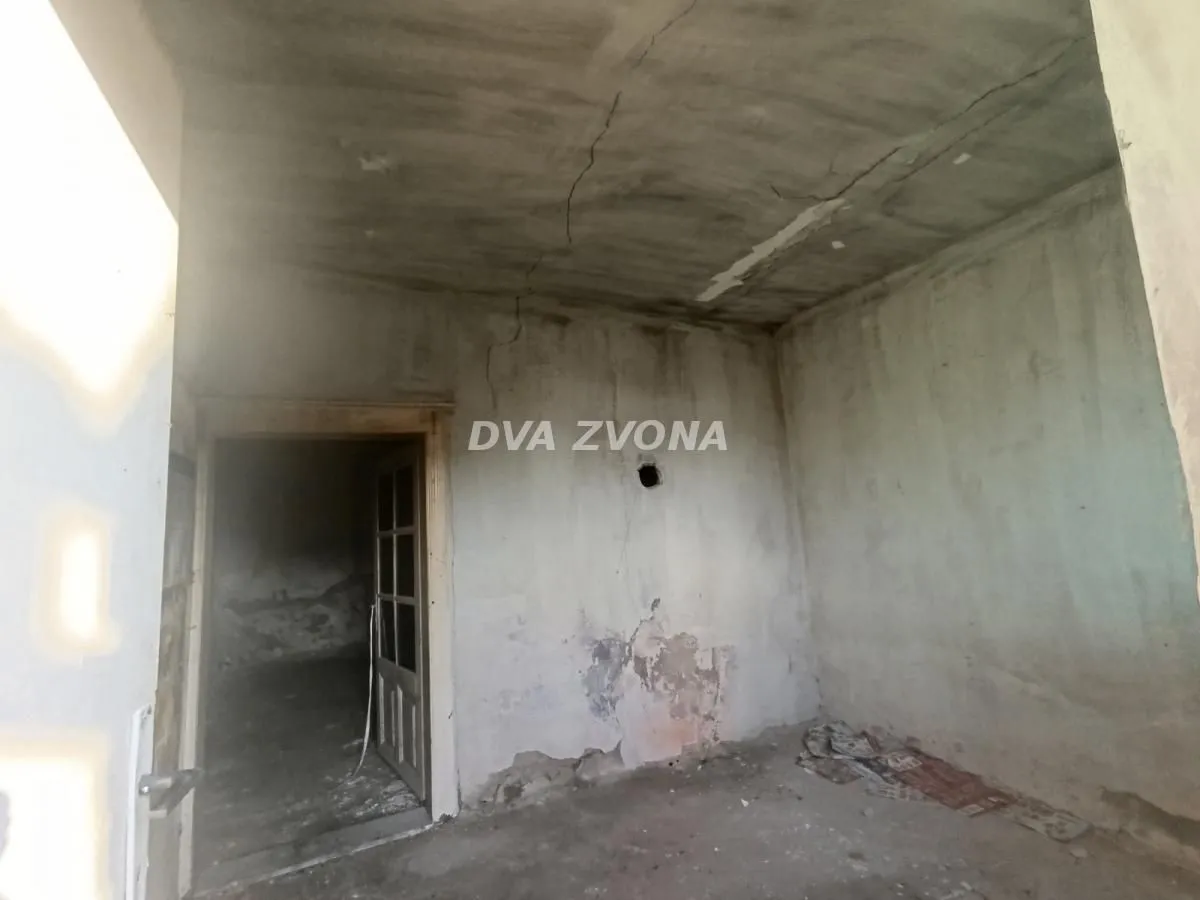 Prodaja, kuća, 108m², Novi Bečej, Zrenjanin