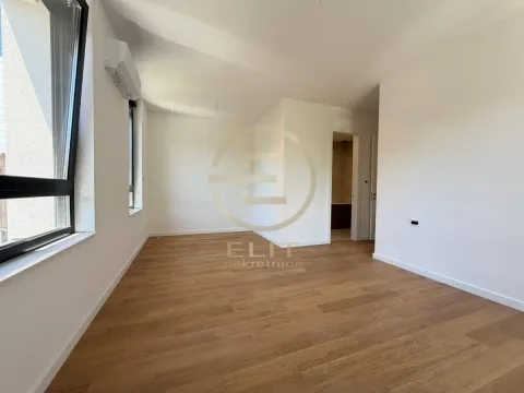 Prodaja, stan, 120m², Stari grad, Novi Sad - image 11