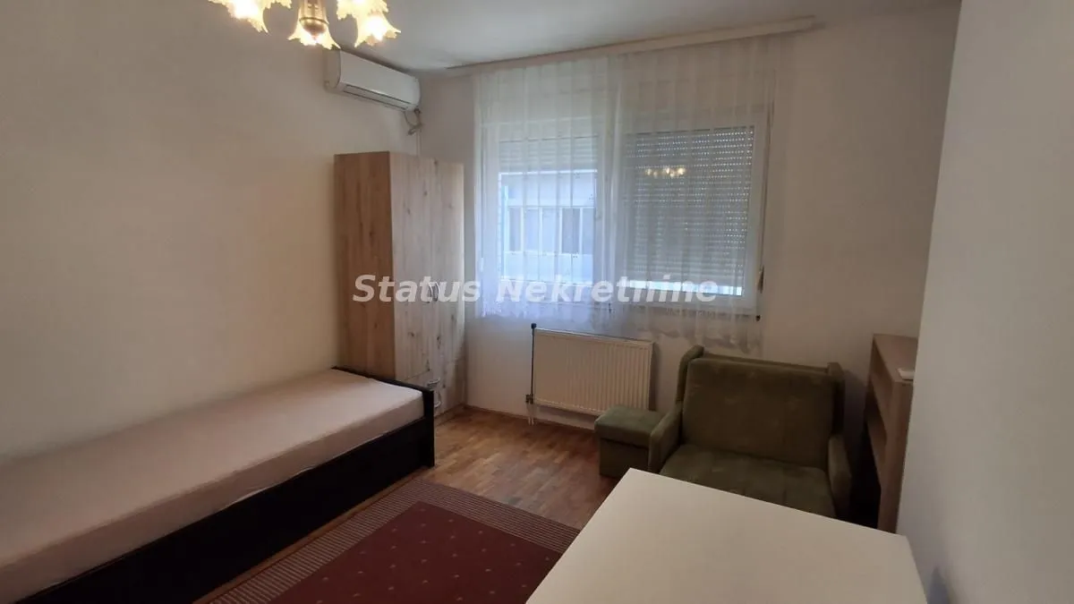 Izdavanje, garsonjera, 23m², Grbavica, Novi Sad Sve Podlokacije
