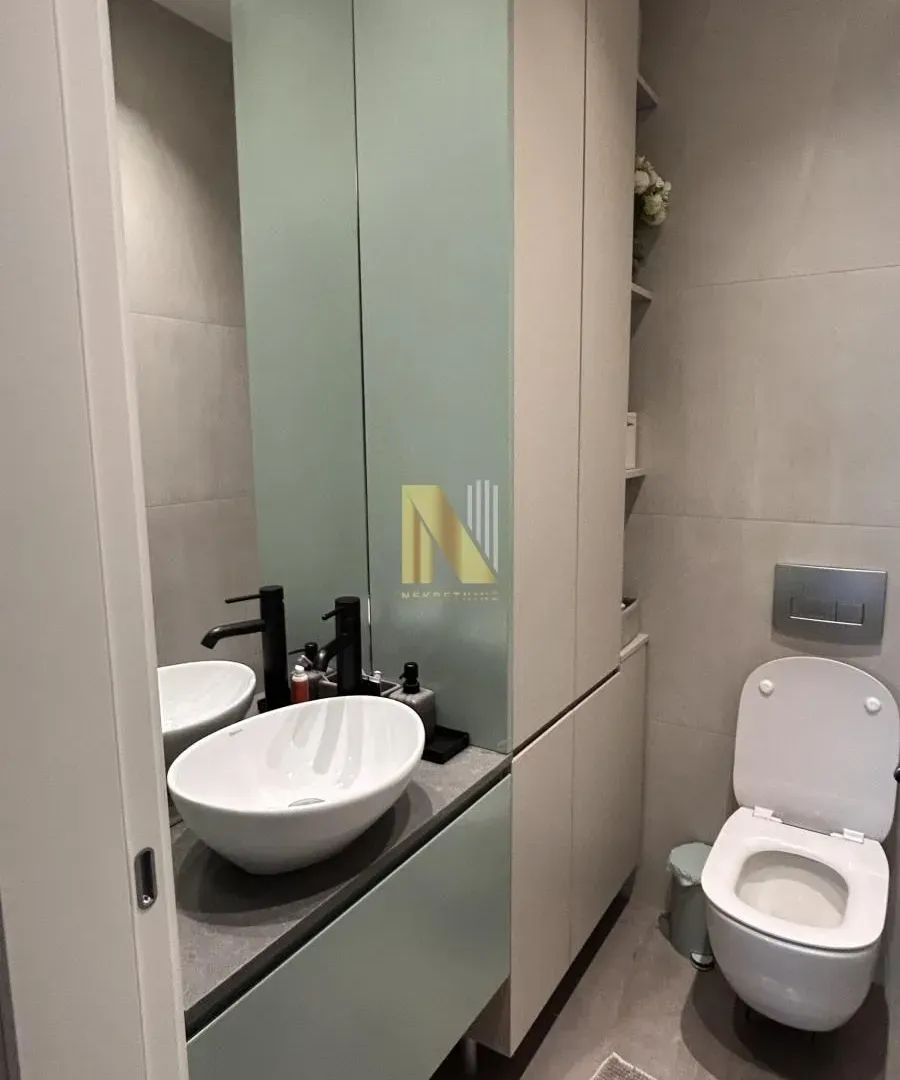 Prodaja, trosoban stan, 67m², Adamovićevo Naselje, Novi Sad Sve Podlokacije