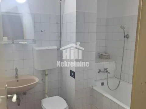 Prodaja, trosoban stan, 82m², Banjica, Voždovac Sve Podlokacije - image 16