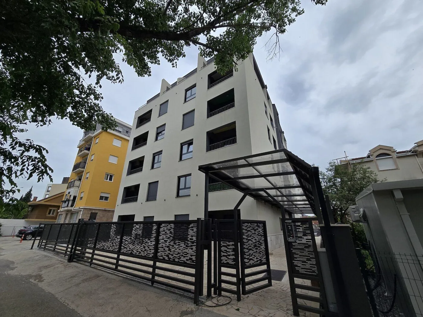 Rent, apartment, 26m², Zagorič, Podgorica