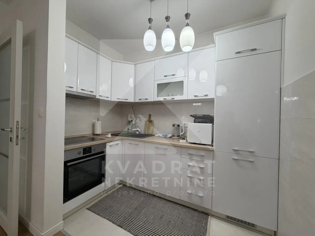 Rent, one bedroom apartment, 49m², Central Point, Podgorica