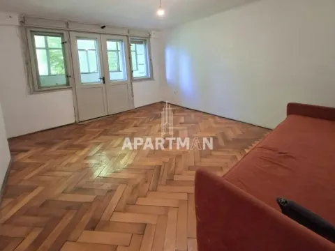 Stan in Batajnica