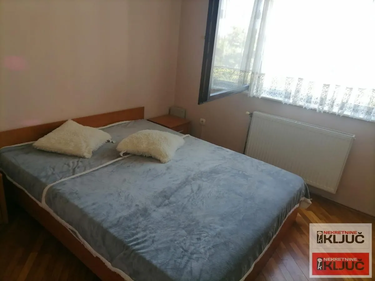 Prodaja, trosoban stan, 71m², Salajka, Novi Sad Sve Podlokacije