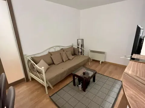 Sale, one bedroom apartment, 36m², Stari Grad, Beograd - image 2