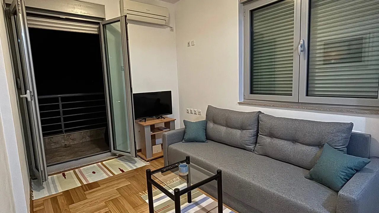 Izdavanje, garsonjera, 28m², Zabjelo, Podgorica