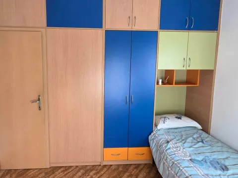 Izdavanje, trosoban stan, 100m², Seljanovo, Tivat - image 5