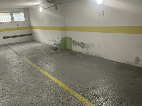 Izdavanje, parking/garaža, 15m², Kalenić Pijaca, Vračar Sve Podlokacije - image 3