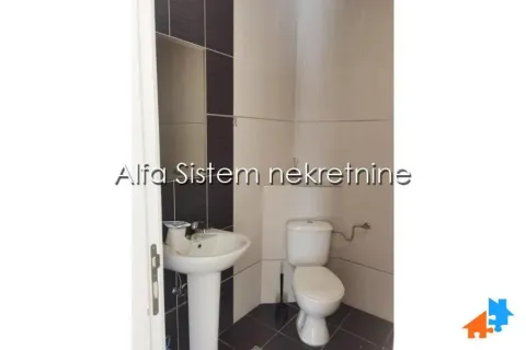 Rent, office space, 150m², Savski Venac, Beograd - image 16