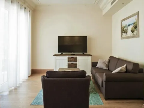 Prodaja, jednosoban stan, 69m², Porto Montenegro, Tivat - image 10