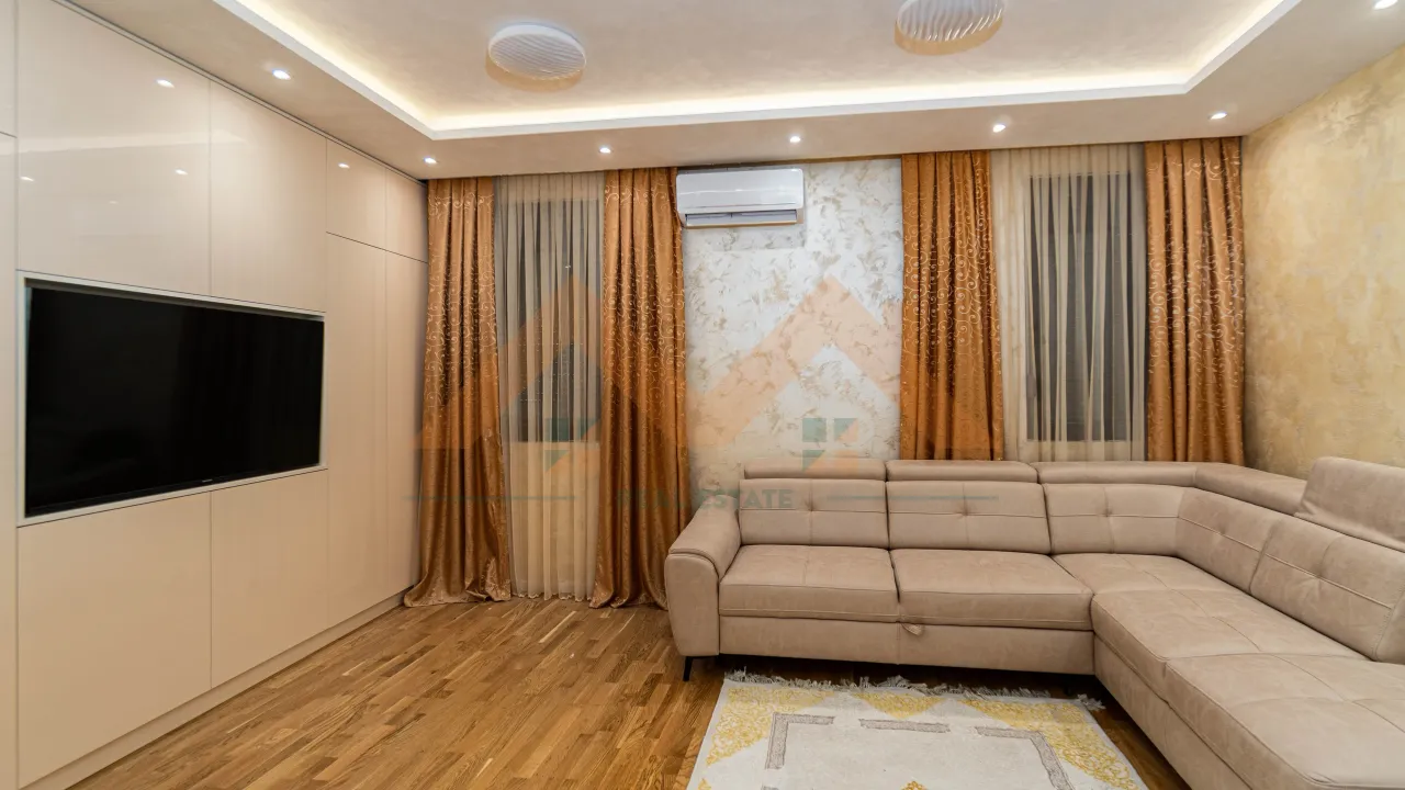 Rent, studio apartment, 30m², Stara Varoš, Podgorica