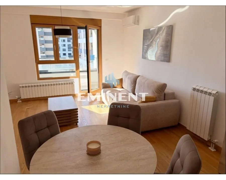 Izdavanje, dvosoban stan, 56m², Novi Beograd Blok 65, Novi Beograd Sve Podlokacije