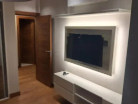 Izdavanje, trosoban stan, 79m², Stari Grad, Beograd - image 9