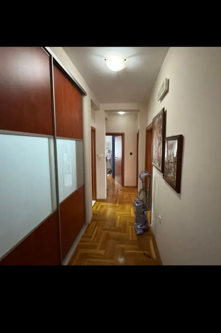 Prodaja, trosoban stan, 109m², Momišići, Podgorica