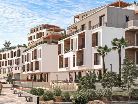 Prodaja, jednosoban stan, 45m², Centar, Tivat - image 13