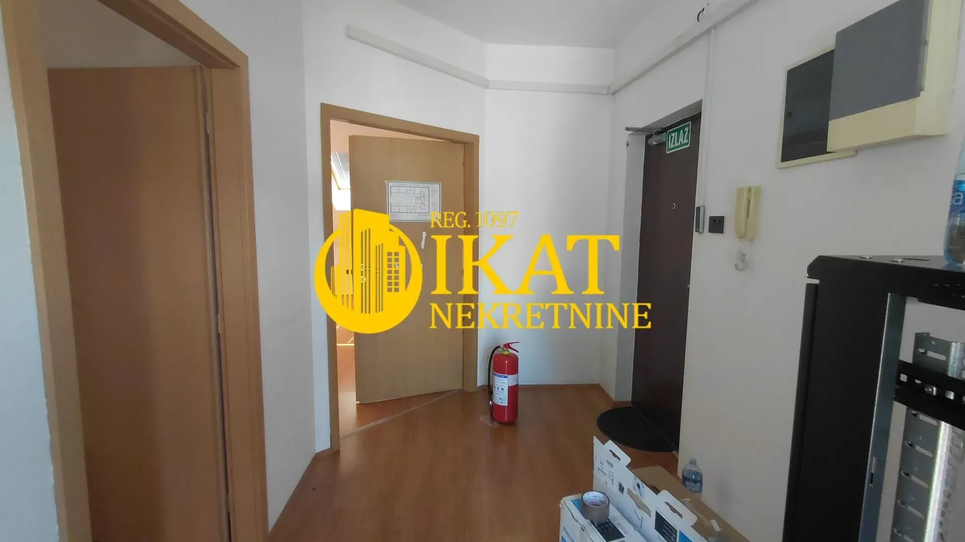 Prodaja, četvorosoban stan, 127m², Stari Grad, Beograd