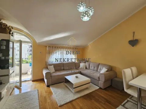 Prodaja, jednosoban stan, 62m², Centar, Bar - image 3