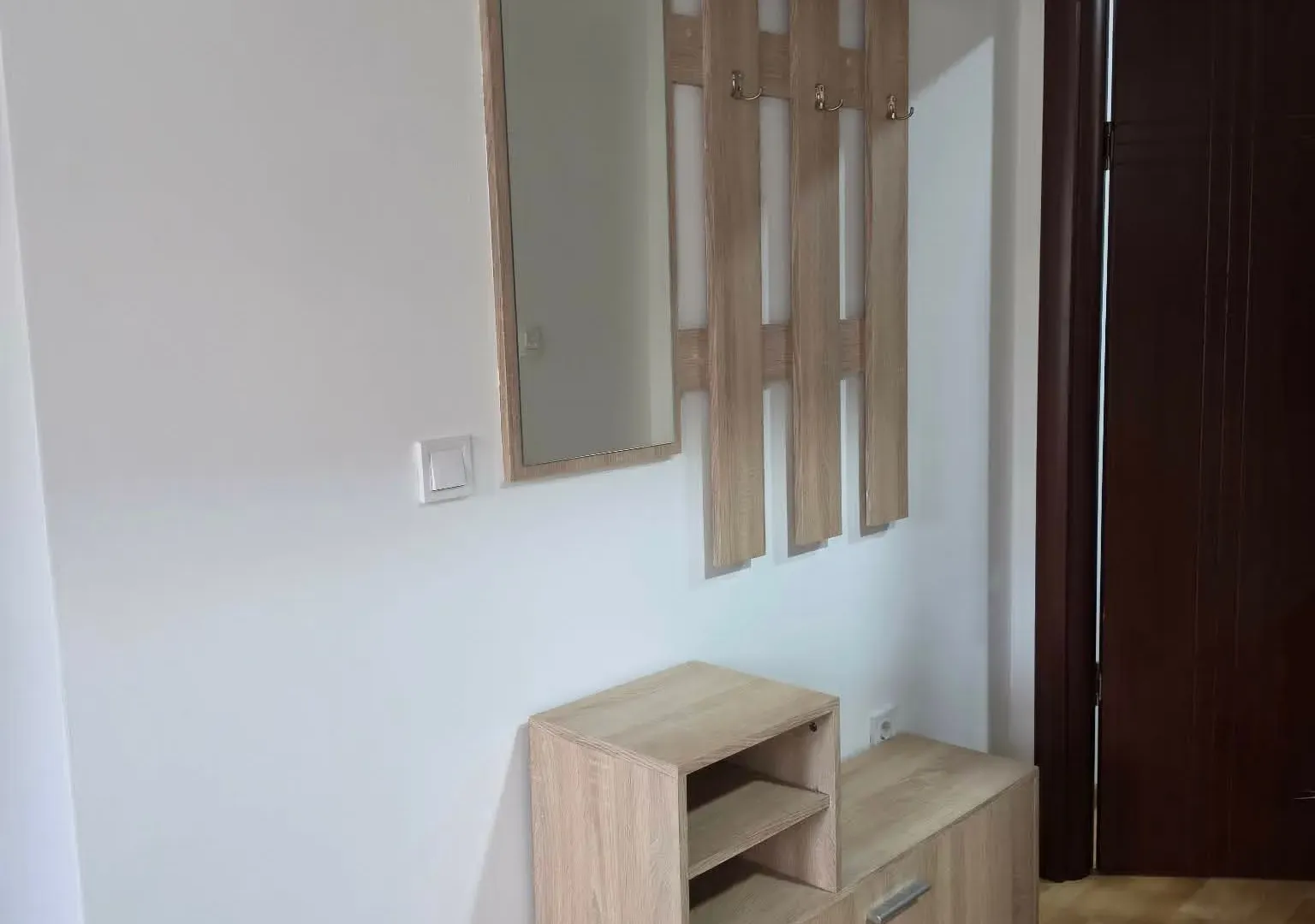 Izdavanje, jednosoban stan, 30m², Đenovići, Herceg Novi