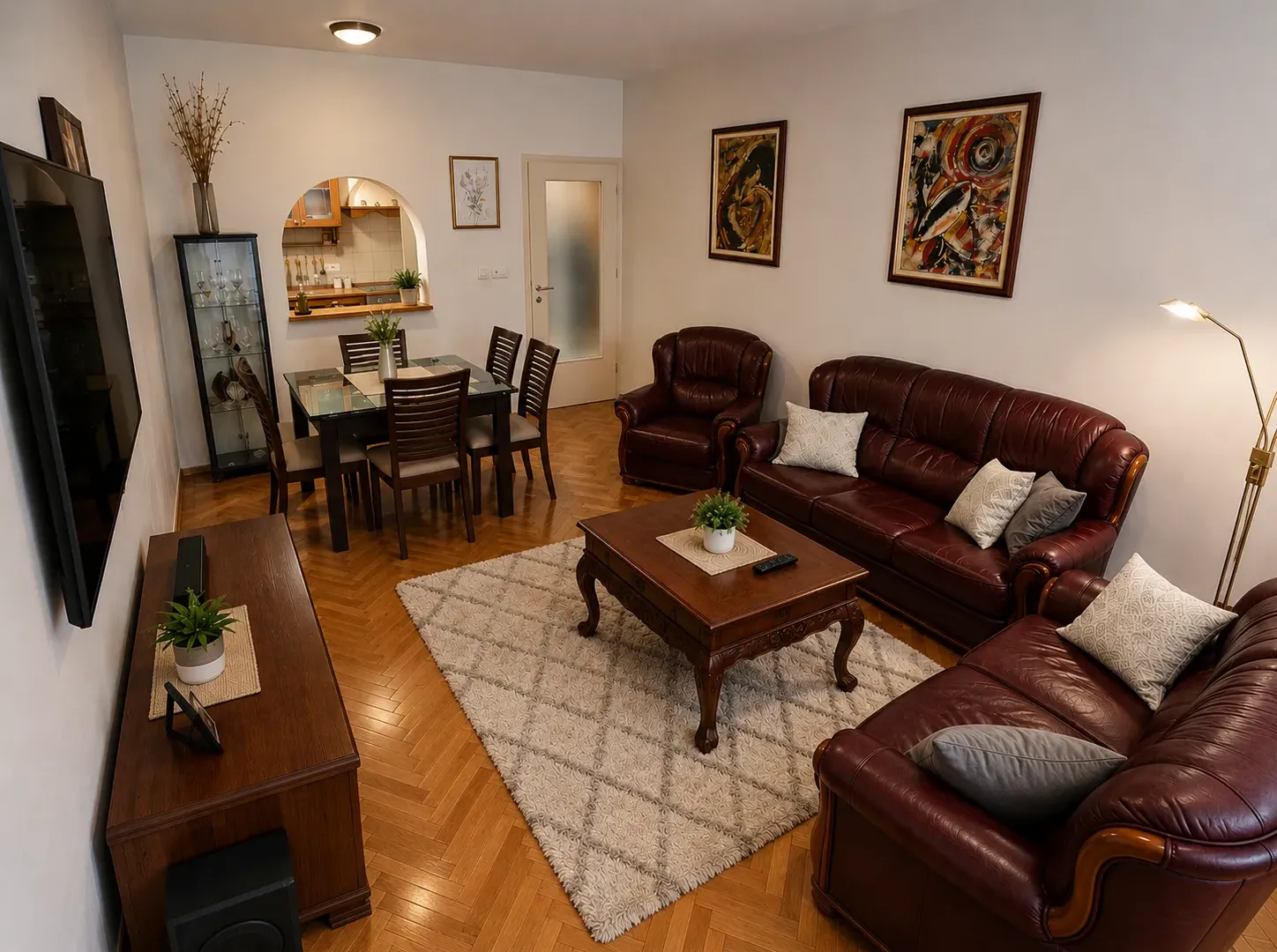 Izdavanje, dvosoban stan, 75m², Preko Morače, Podgorica