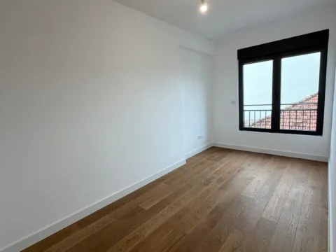 Izdavanje, trosoban stan, 113m², Preko Morače, Podgorica - image 11