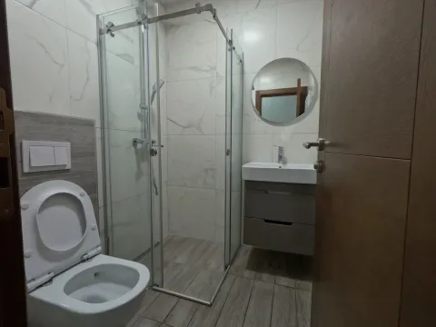 Rent, house, 160m², Dalmatinska ulica, Podgorica - image 13