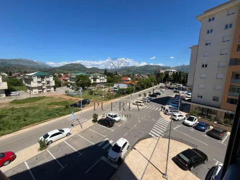 Rent, one bedroom apartment, 49m², City Kej, Podgorica - image 8