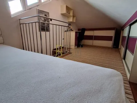 Prodaja, trosoban stan, 87m², Stari Aerodrom, Podgorica - image 15