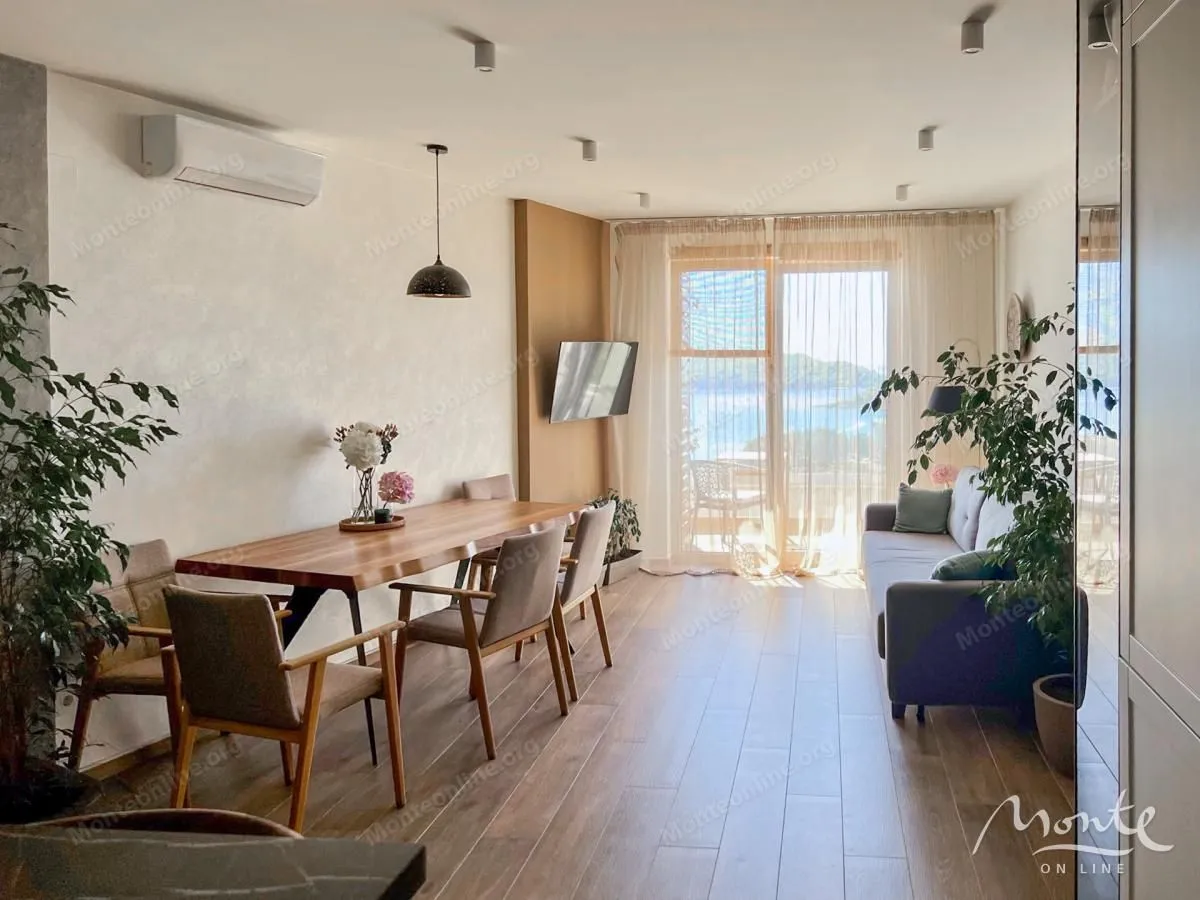 Sale, two bedroom apartment, 62m², Bečići, Budva