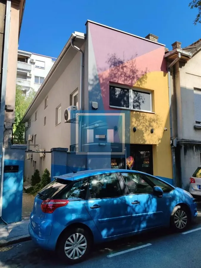 Sale, three bedroom apartment, 72m², Botanička Bašta, Palilula Sve Podlokacije