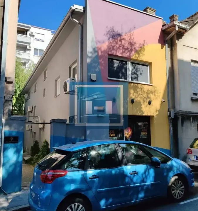 Prodaja, trosoban stan, 72m², Botanička Bašta, Palilula Sve Podlokacije